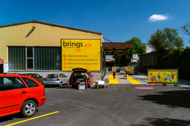 Entsorgungshof Abfallsammelstelle brings Münchenbuchsee. Einfach Abfälle, Möbel, Sperrgut entsorgen in der Region Bern